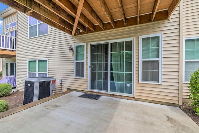 2509 Sylvan Loop, Wappingers Falls, NY 12590 - view of patio / terrace
