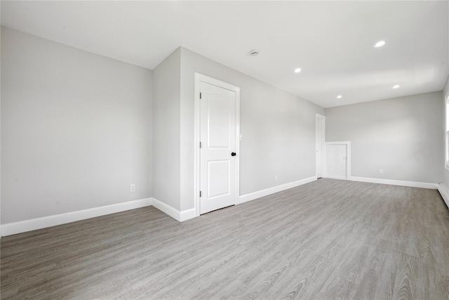 738 Pecan St, Lindenhurst, NY 11757 - photo 25