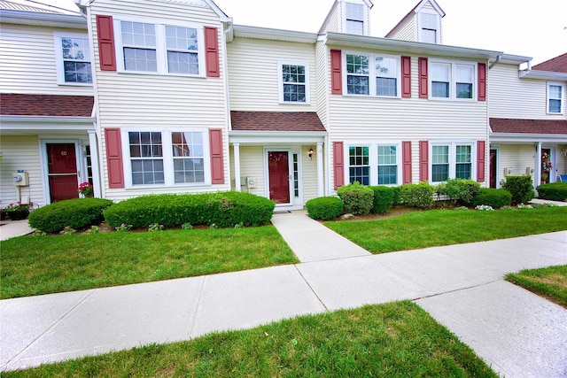 59 Stratford Grn Unit 59, Farmingdale, NY 11735 - townhome / multi-family property with a front yard