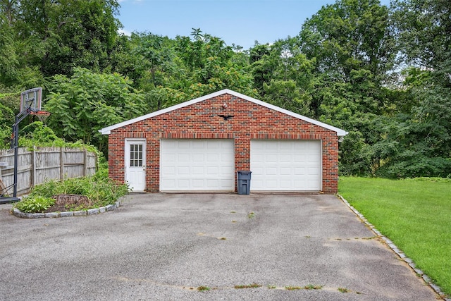 49 Oakridge Rd, North Salem, NY 10560 - view of detached garage