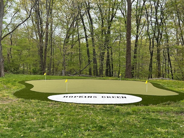 96 Highridge Rd, New Rochelle, NY 10804 - view of home's community featuring a putting green and a yard
