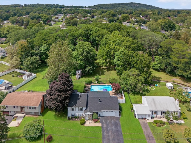 6 Spring Rock Rd, New Windsor, NY 12553 - view of subject property featuring a pool
