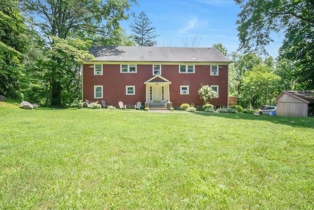 858 Pleasantville Rd, Briarcliff Manor, NY 10510 - colonial house with a front lawn
