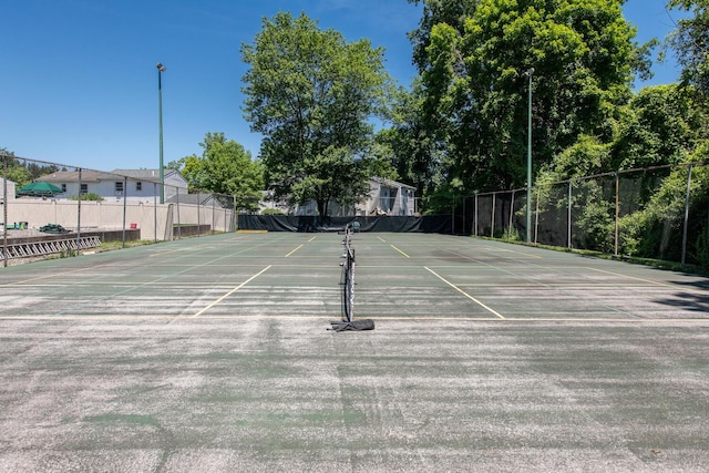 13 Knightsbridge Unit G, Poughkeepsie, NY 12603 - view of tennis court