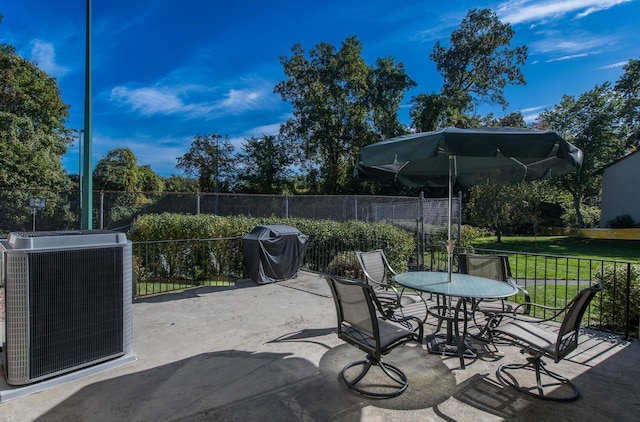 13 Knightsbridge Unit G, Poughkeepsie, NY 12603 - view of patio featuring area for grilling and outdoor dining area