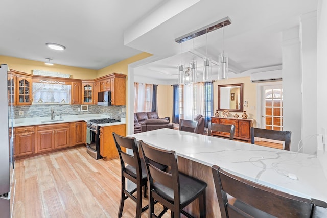 2911 Kingsland Ave, Bronx, NY 10469 - photo 9