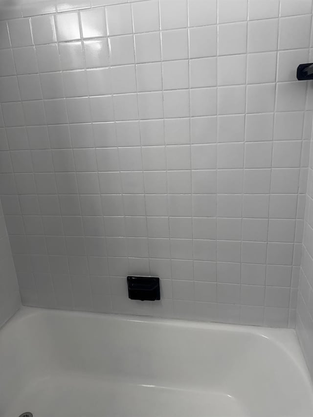 16420 Highland Ave Unit 5R, Jamaica, NY 11432 - photo 2