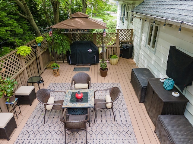 9 Martin Rd, Yonkers, NY 10701 - deck with grilling area