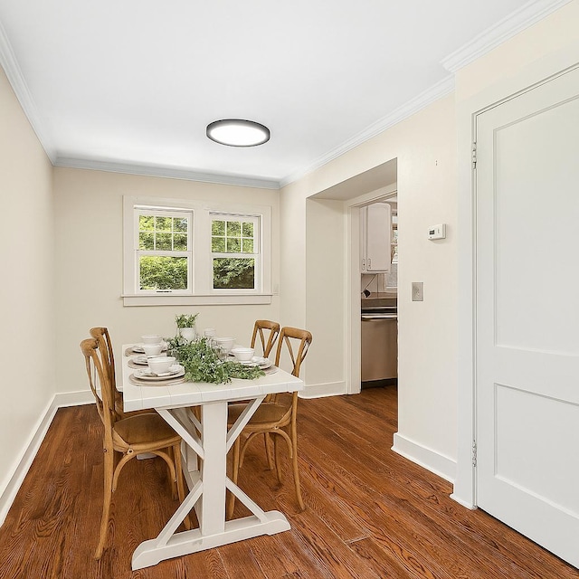 16 Overlook Way, Purdys, NY 10578 - dining area featuring ornamental molding and wood finished floors