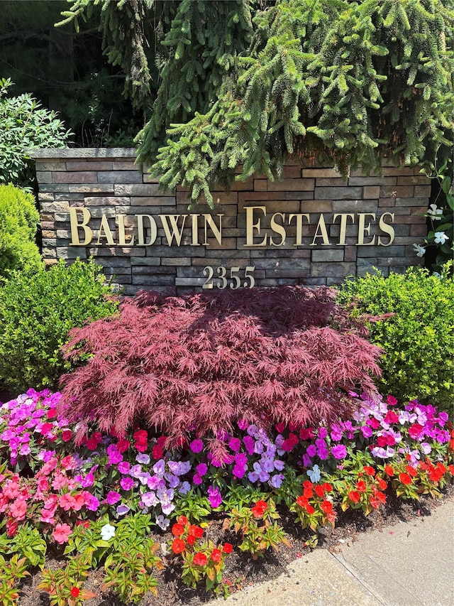 2355 Pershing Blvd Unit 707, Baldwin, NY 11510 - view of community sign