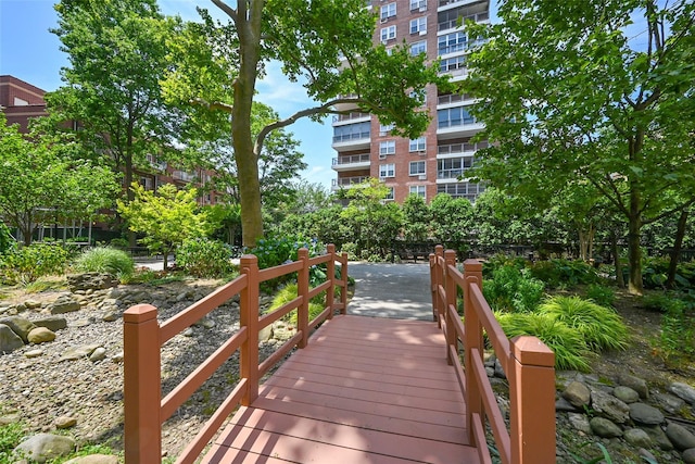 87-10 51st Ave Unit 6W, Elmhurst, NY 11373 - view of home's community