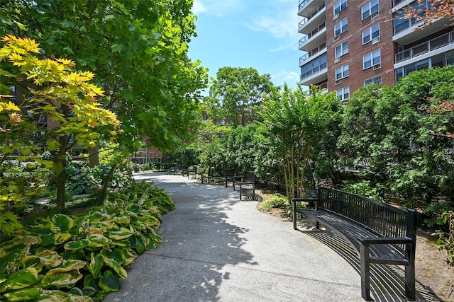 87-10 51st Ave Unit 6W, Elmhurst, NY 11373 - surrounding community