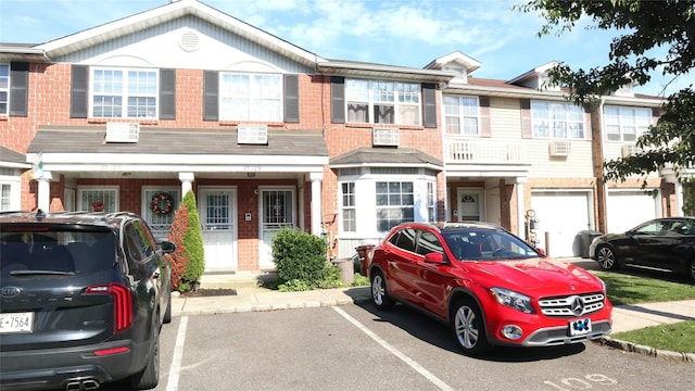 82109 Country Pointe Cir, Queens Village, NY 11427 - photo 1