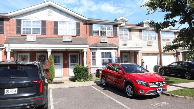 82109 Country Pointe Cir, Queens Village, NY 11427 - photo 4