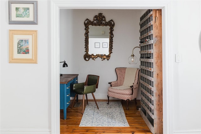 24 8th St, Hudson, NY 12534 - sitting room with wood finished floors