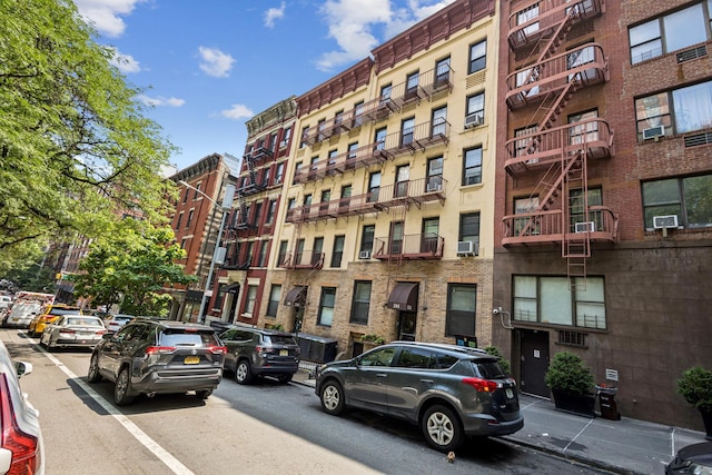 246 E 90th St Unit 3C, New York Manhattan, NY 10128 - photo 1