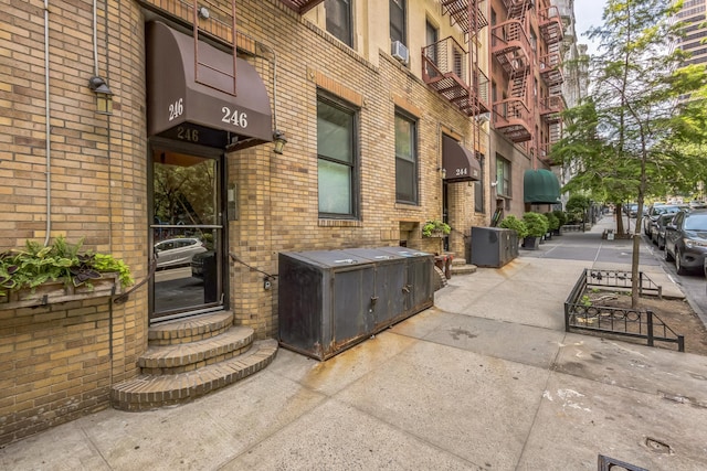 246 E 90th St Unit 3C, New York Manhattan, NY 10128 - photo 4