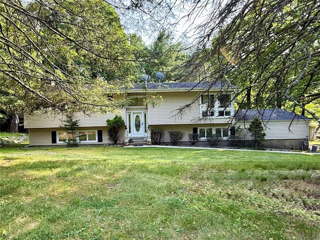 11 Lancaster Ln, Chestnut Ridge, NY 10952 - view of front facade with a front lawn and entry steps