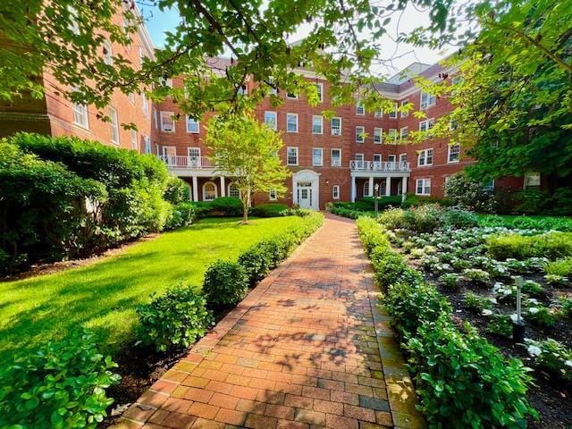 90 Knightsbridge Rd Unit H 1, Great Neck, NY 11021 - photo 24