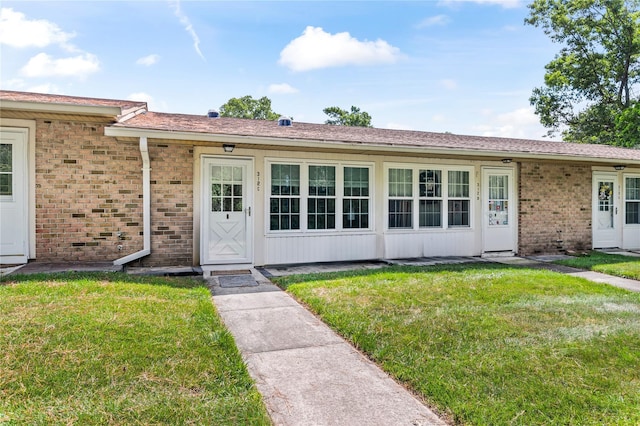 312C Woodbridge Dr, Ridge, NY 11961 - photo 1