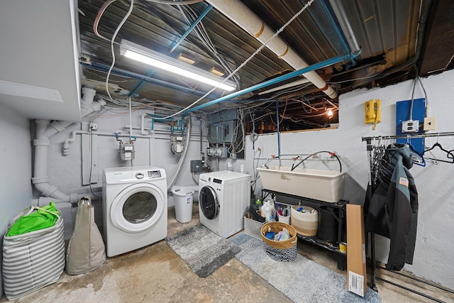 6851 Clyde St, Forest Hills, NY 11375 - washroom featuring washer and dryer