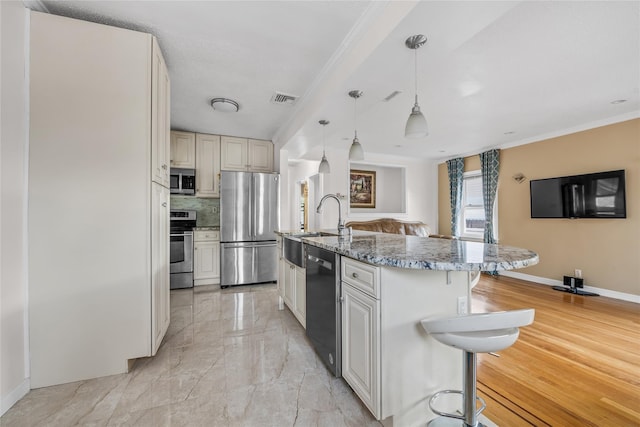 17446 Gladwin Ave, Fresh Meadows, NY 11365 - photo 6