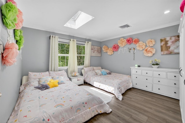 46 Alta Pl, Yonkers, NY 10710 - bedroom featuring a skylight, ornamental molding, wood finished floors, and recessed lighting