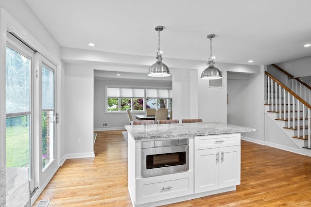 6 Greg Ln, East Northport, NY 11731