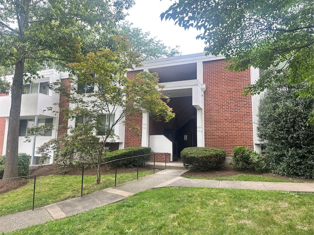 712 Colony Dr, Hartsdale, NY 10530 - photo 2
