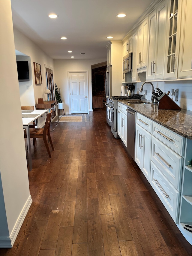 251 Roosevelt Ave, Massapequa Park, NY 11762 - photo 3