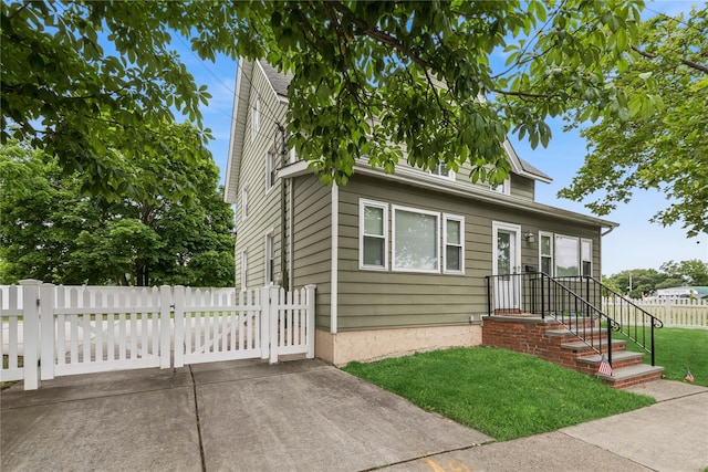 401 Ocean Ave, Malverne, NY 11565 - view of bungalow