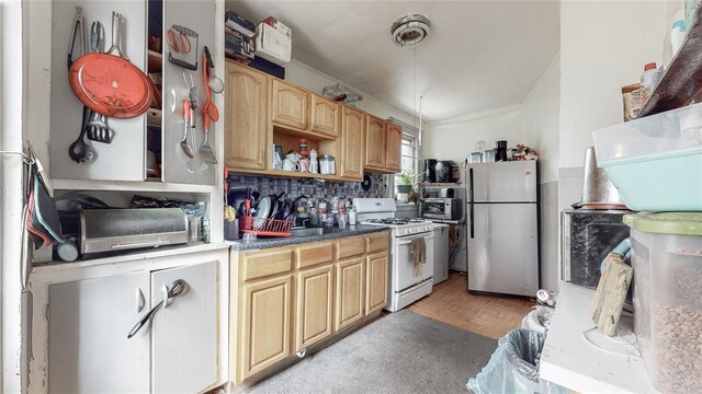 110-97 85th Ave, Richmond Hill, NY 11418 - photo 10