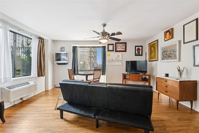 425 Shore Rd Unit 1A, Long Beach, NY 11561 - living room featuring light wood-style flooring and ceiling fan