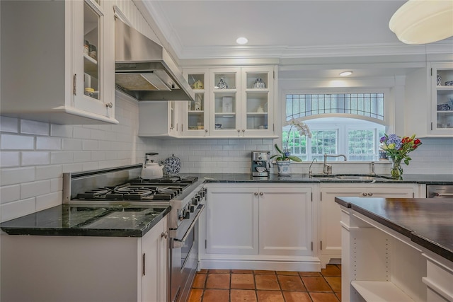 27 Van Wyck Ln, Lloyd Harbor, NY 11743 - photo 14