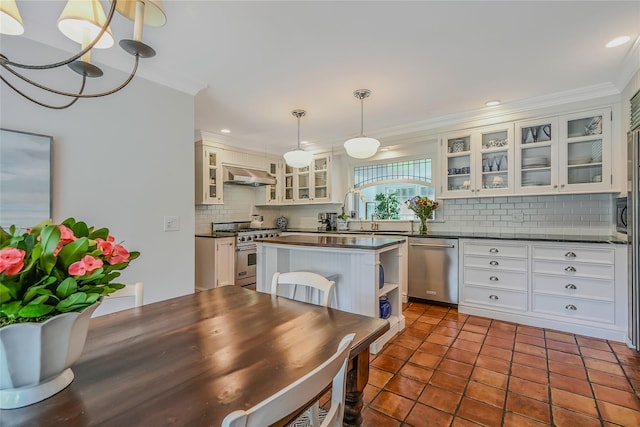 27 Van Wyck Ln, Lloyd Harbor, NY 11743 - photo 16