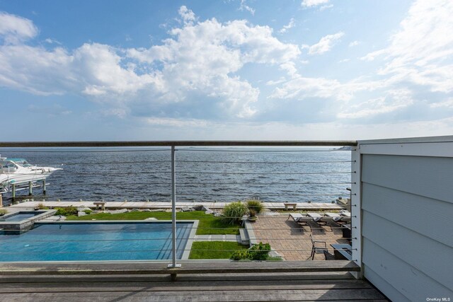 112 Lucinda Dr, Babylon, NY 11702 - photo 32