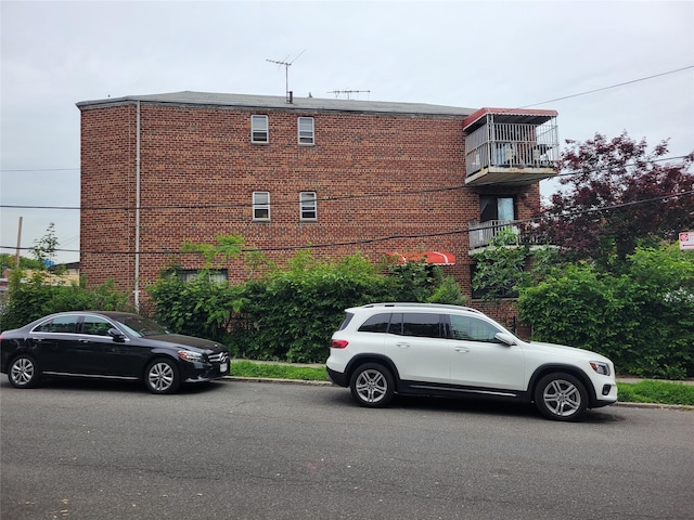 79-15 Kneeland Ave, Elmhurst, NY 11373 - photo 2