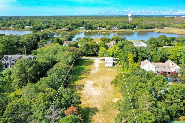 34 Old Main Rd, Quogue, NY 11959 - aerial view of property's location featuring property boundaries highlighted and a large body of water