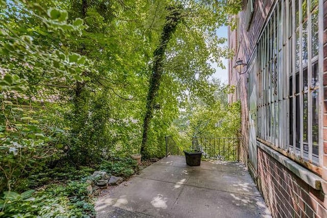 2750 Johnson Ave Unit 3H, Bronx, NY 10463 - view of patio / terrace