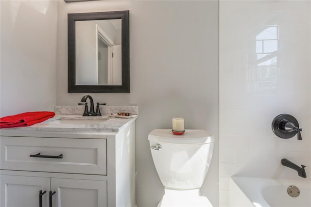 34 Klein Ave, West Nyack, NY 10994 - full bath with vanity and bathing tub / shower combination