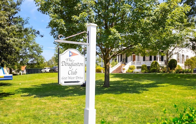 101 Forest Rd, Douglaston, NY 11363 - photo 40