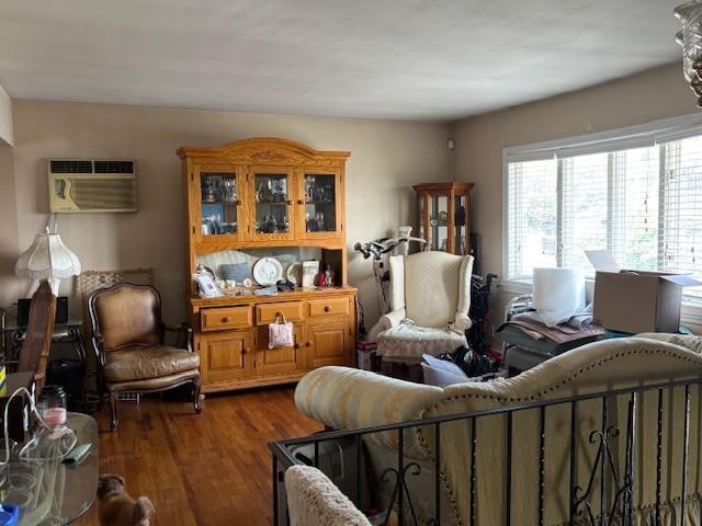68 Knoll St, Lindenhurst, NY 11757 - photo 11
