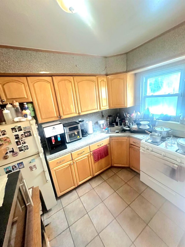 3247 78th St, East Elmhurst, NY 11370 - photo 4