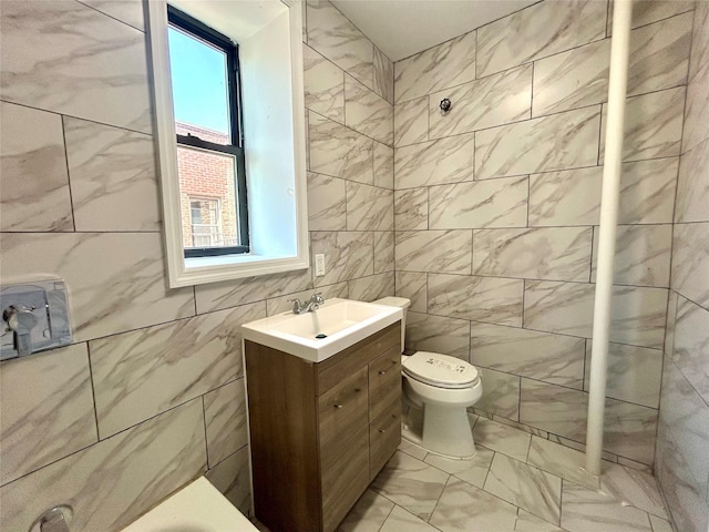 6264 Saunders St Unit 4K, Rego Park, NY 11374 - photo 13