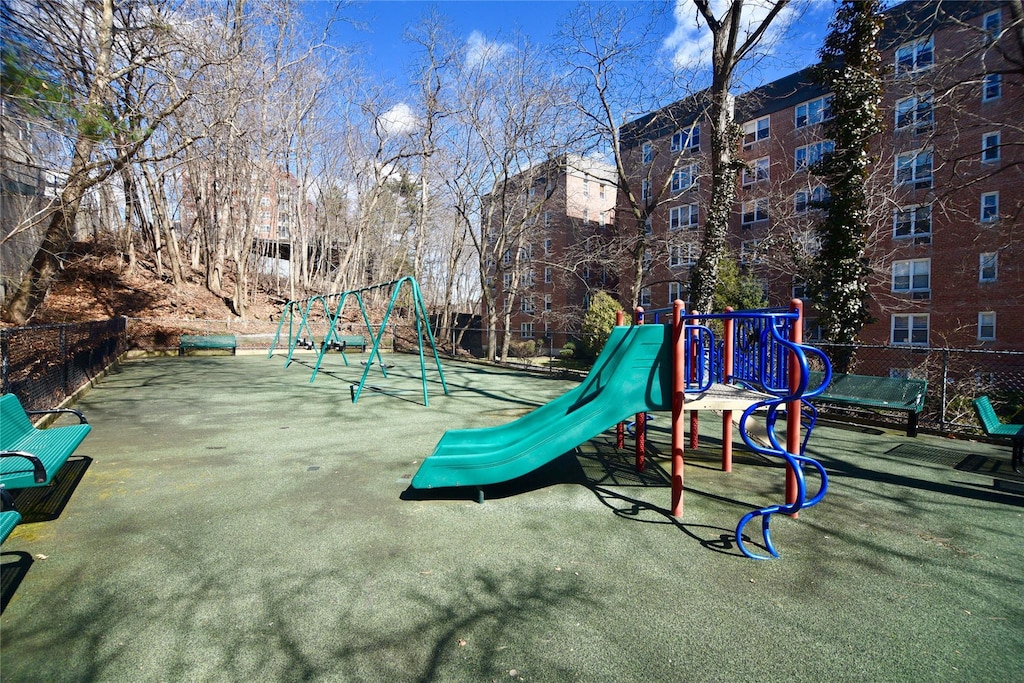 4 Sadore Ln Unit 5L, Yonkers, NY 10710 - view of communal playground