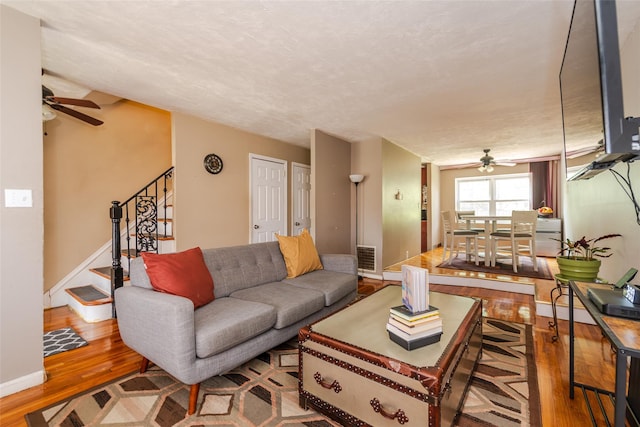184-07 Henderson Ave, Hollis, NY 11423 - photo 3