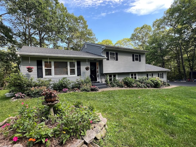 551 E Mountain Rd N, Cold Spring, NY 10516 - split level home with a front yard