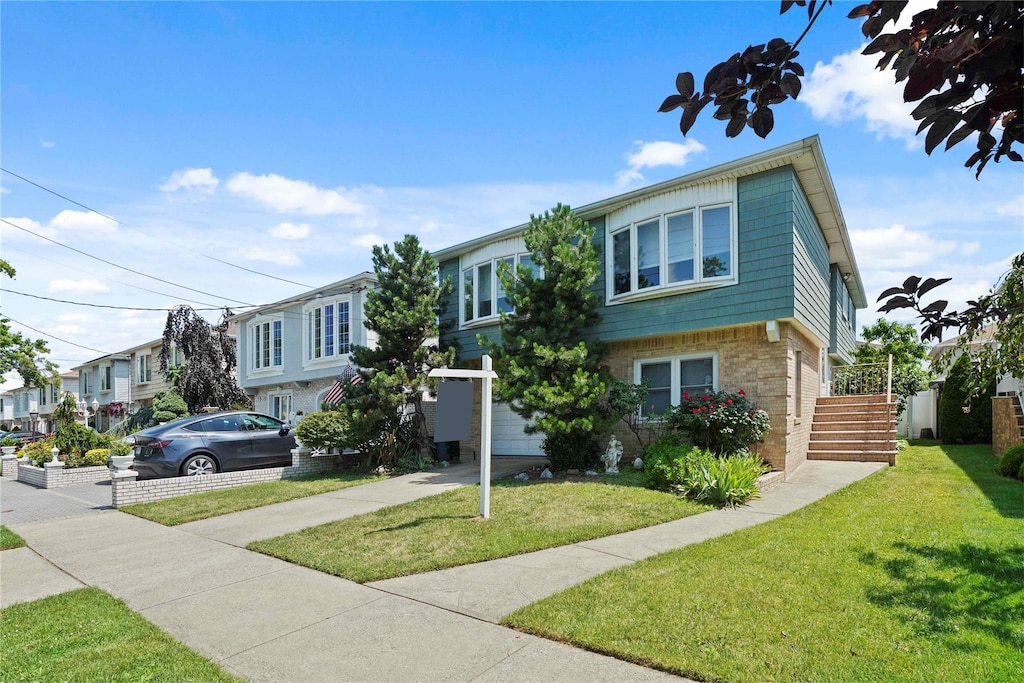 160-39 91st St, Howard Beach, NY 11414 - photo 1