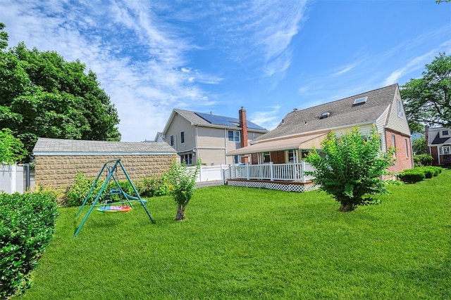 31 Pilgrim St, New Hyde Park, NY 11040 - view of yard with a deck