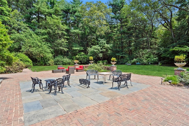 10 Laurel Woods Dr, Upper Brookville, NY 11771 - view of patio / terrace with outdoor lounge area